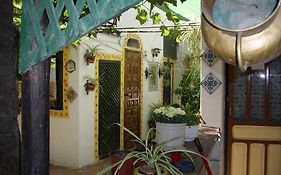Pension Versalles